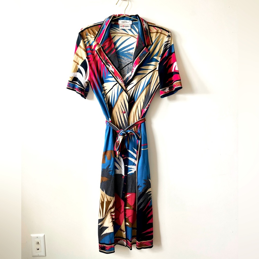 Neiman Marcus Red/Blue Midi Short Sleeve Shirt Dress
